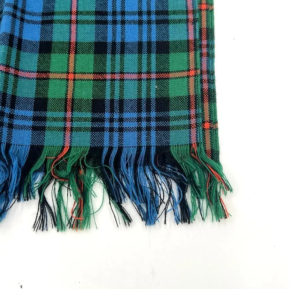 Lochcarron  tartan plaid men’s made in Scotland from new wool scarf